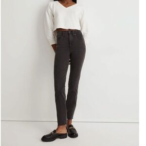 Madewell Stovepipe Jeans in Banberry Wash: Raw-Hem Edition